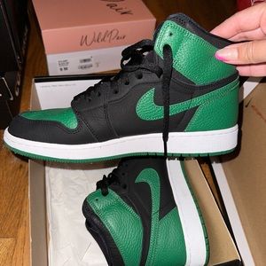 Jordan 1 Pine Green